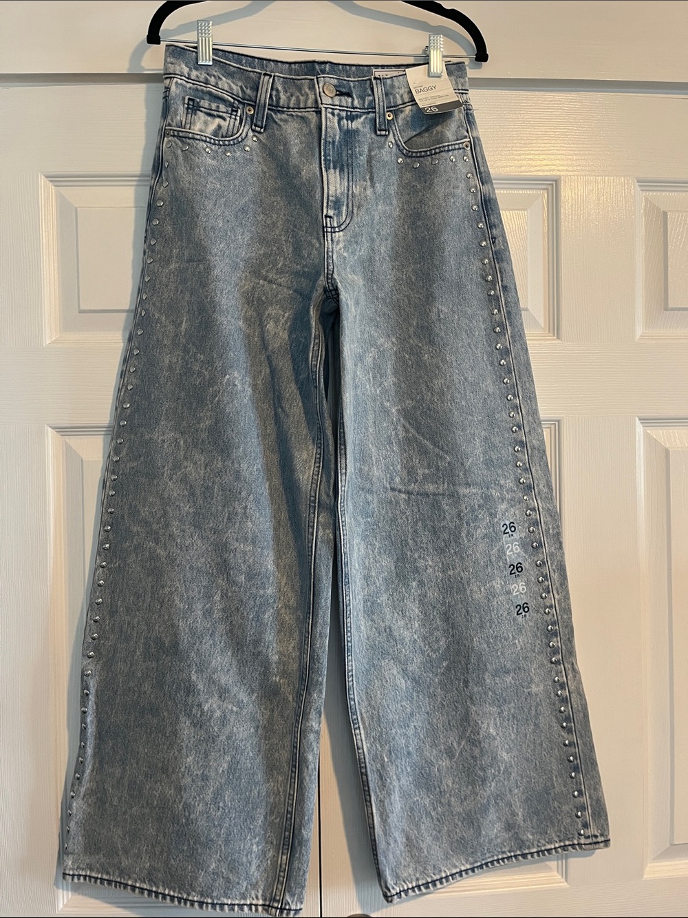 NWT GAP Studded Baggy Jeans